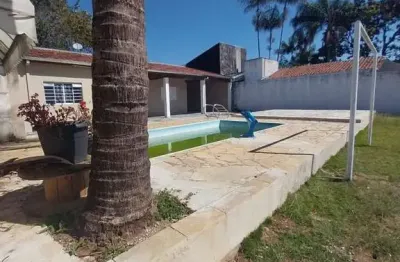 Chácara / sítio com 3 quartos para alugar em Piracangaguá, Taubaté 