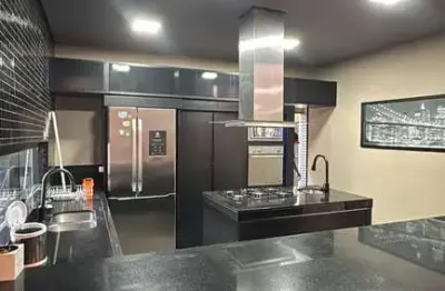 Casa com 4 quartos à venda no Quiririm, Taubaté 