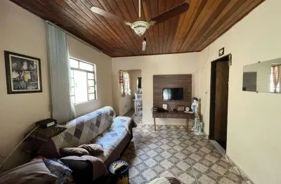 Casa com 3 quartos à venda no Barranco, Taubaté 