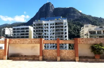 Excelente sala quarto no humaitá, silencioso e seguro , com portaria 24 horas e cftv