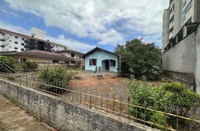 Terreno à venda na Rua Walmor Harger, Costa e Silva, Joinville