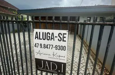 Casa comercial com 1 sala para alugar na Rua Concórdia, Anita Garibaldi, Joinville