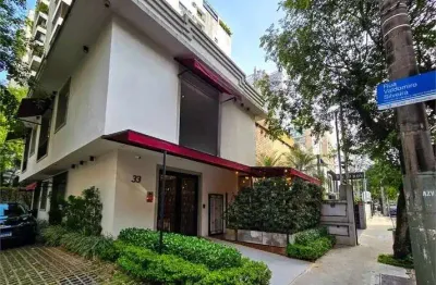 Casa à venda no Boqueirão, Santos 