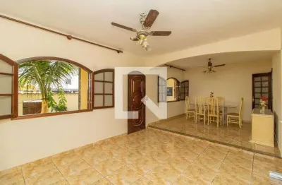 Casa com 2 quartos à venda na Rua Joel Nunes, Olaria, Rio de Janeiro