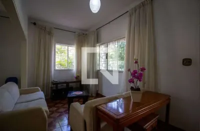 Casa com 3 quartos à venda na Rua Aurélia, Vila Romana, São Paulo