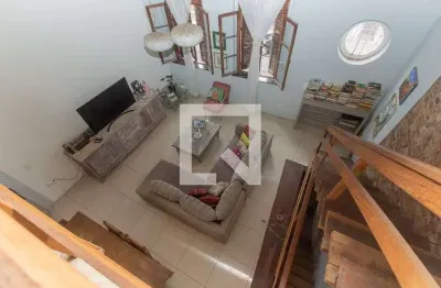 Casa para venda - floresta, 3 quartos,  490 m² - porto alegre