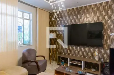 Casa com 2 quartos à venda na Rua Oliveira César, Irajá, Rio de Janeiro