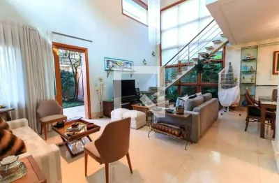 Casa com 3 quartos à venda na Rua Cabedelo, Vila Sônia, São Paulo