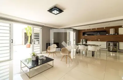 Casa com 4 quartos à venda na Rua Quatro de Setembro, Jardim Maia, Guarulhos