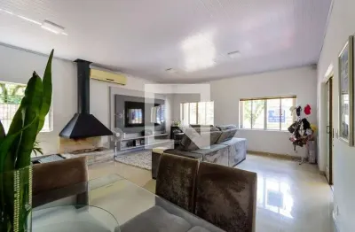 Casa para venda - medianeira, 3 quartos,  468 m² - porto alegre