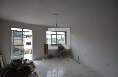Apartamento à venda na avenida antenor navarro, penha, rio de janeiro por r$ 210.000