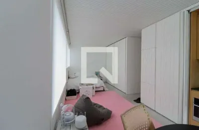 Kitnet / stúdio para venda - vila olímpia, 1 quarto,  33 m² - são paulo