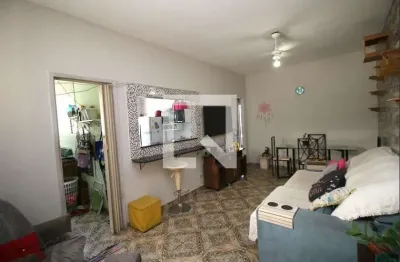 Casa com 2 quartos à venda na Rua Aturia, Penha, Rio de Janeiro