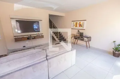 Casa com 3 quartos à venda na Rua Moçambique Canaa - Belo Horizontemg, Canaã, Belo Horizonte