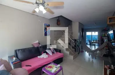 Casa com 3 quartos à venda na Rua Doutor Sérgio de Figueiredo, Guarujá, Porto Alegre