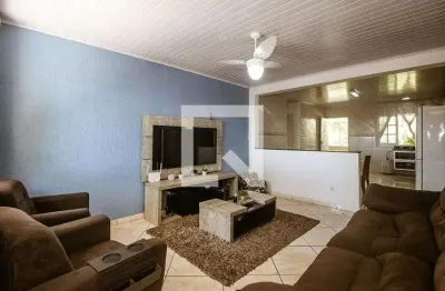 Casa com 3 quartos à venda na Rua Vinte e Seis de Dezembro, Partenon, Porto Alegre