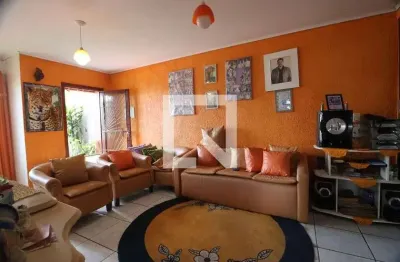 Casa com 3 quartos à venda na Rua FF, Igara, Canoas