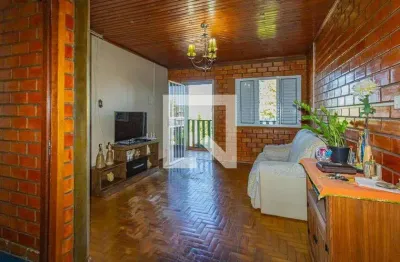 Casa com 3 quartos à venda na Rua Avaí, Rio Branco, Canoas