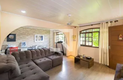 Casa com 3 quartos à venda na Rua República, Harmonia, Canoas