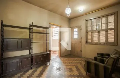 Casa com 2 quartos à venda na Rua Irmão Francisco, Humaitá, Porto Alegre