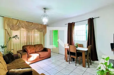 Casa com 4 quartos à venda na Rua Cesare Bonesana, Vila Barros, Guarulhos