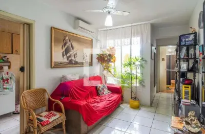 Apartamento para venda - centro histórico, 1 quarto,  44 m² - porto alegre