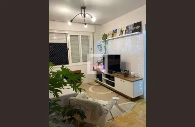 Apartamento para Venda - Petrópolis, 2 Quartos,  68 m² - Porto Alegre
