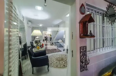 Casa com 4 quartos à venda na Rua Robertson, Cambuci, São Paulo