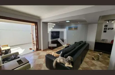 Casa para venda - agapeama, 3 quartos,  223 m² - jundiaí