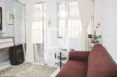Casa com 3 quartos à venda na Rua Virgílio Saccato, Vila Constança, São Paulo