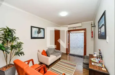 Casa com 3 quartos à venda na Avenida Alcides S. Severiano, Sarandi, Porto Alegre