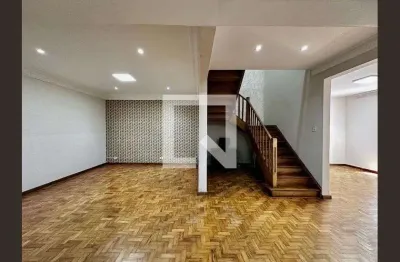 Casa com 4 quartos à venda na Rua Visconde de Castro, Campo Belo, São Paulo