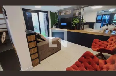 Casa / sobrado em condomínio para venda - partenon, 3 quartos,  230 m² - porto alegre