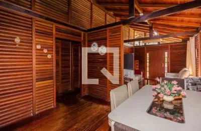 Casa para venda - cristal , 3 quartos,  203 m² - porto alegre