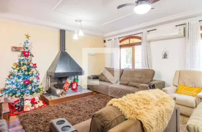Casa para venda - cristal , 5 quartos,  179 m² - porto alegre