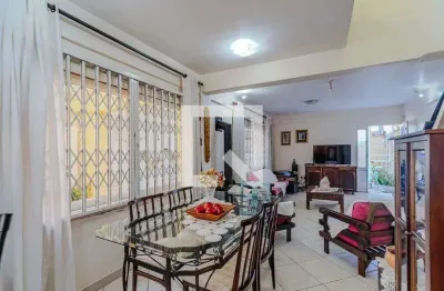 Casa com 6 quartos à venda na Rua Doutor Luiz da Silva Flores, Nonoai, Porto Alegre