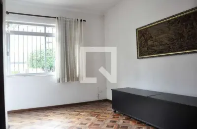 Casa com 3 quartos à venda na Rua Doutor Roberto Tarle, City América, São Paulo
