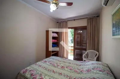 Casa para venda - medianeira, 3 quartos,  300 m² - porto alegre
