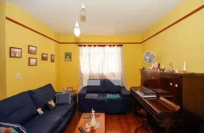 Casa com 2 quartos à venda na Rua Paris, Sumaré, São Paulo