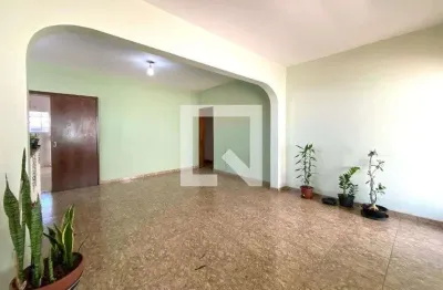 Casa para venda - nova vista, 3 quartos,  344 m² - belo horizonte