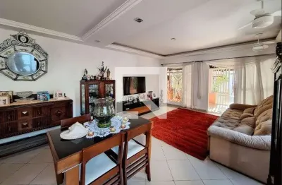Casa para venda - piratininga, 4 quartos,  310 m² - niterói