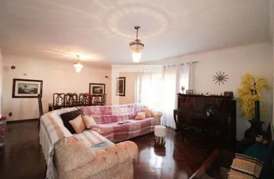 Casa com 3 quartos à venda na Rua Elvira Barbosa, Vila Diva, São Paulo