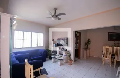 Casa com 3 quartos à venda na Rua Luiz Antônio de Oliveira Alves, Vila Mazzei, São Paulo