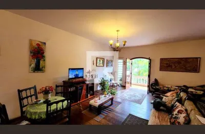 Casa para venda - jardim pacaembu, 3 quartos,  300 m² - jundiaí