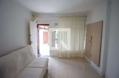 Casa com 2 quartos à venda na Rua Leoberto Leal, Itaquera, São Paulo