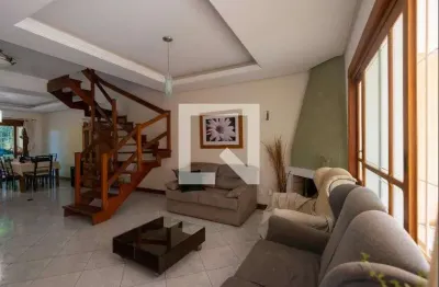 Casa para venda - cavalhada, 3 quartos,  191 m² - porto alegre