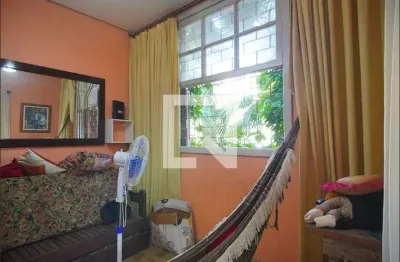 Casa para venda - são joão , 2 quartos,  370 m² - porto alegre
