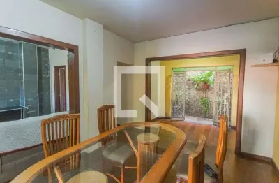 Casa para venda - pompéia, 4 quartos,  321 m² - belo horizonte