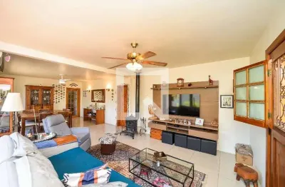 Casa para venda - três figueiras, 3 quartos,  172 m² - porto alegre