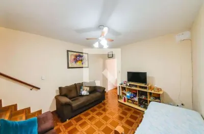 Casa com 2 quartos à venda na Rua Gomes, Vila Ema, São Paulo